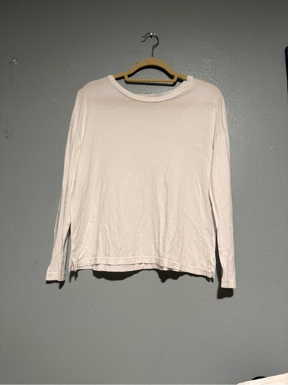 Monroe Classic Women's Long-Sleeve Crewneck Top - White oversized XS